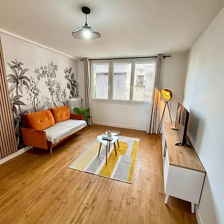 La Madeleine Avec Parking Apartment Angers