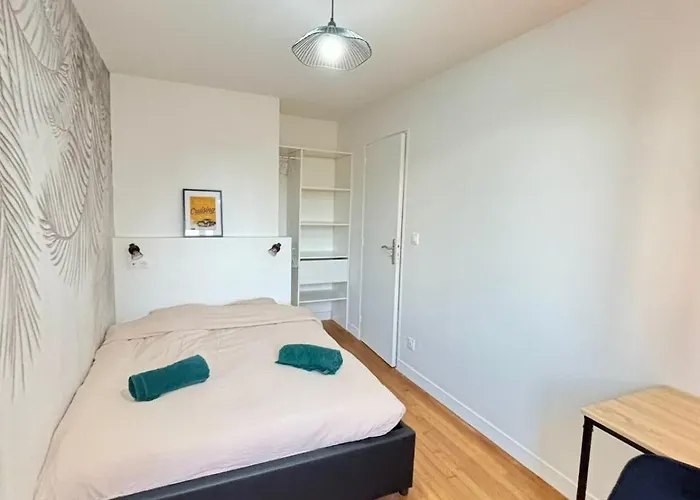 La Madeleine Avec Parking Apartment Angers